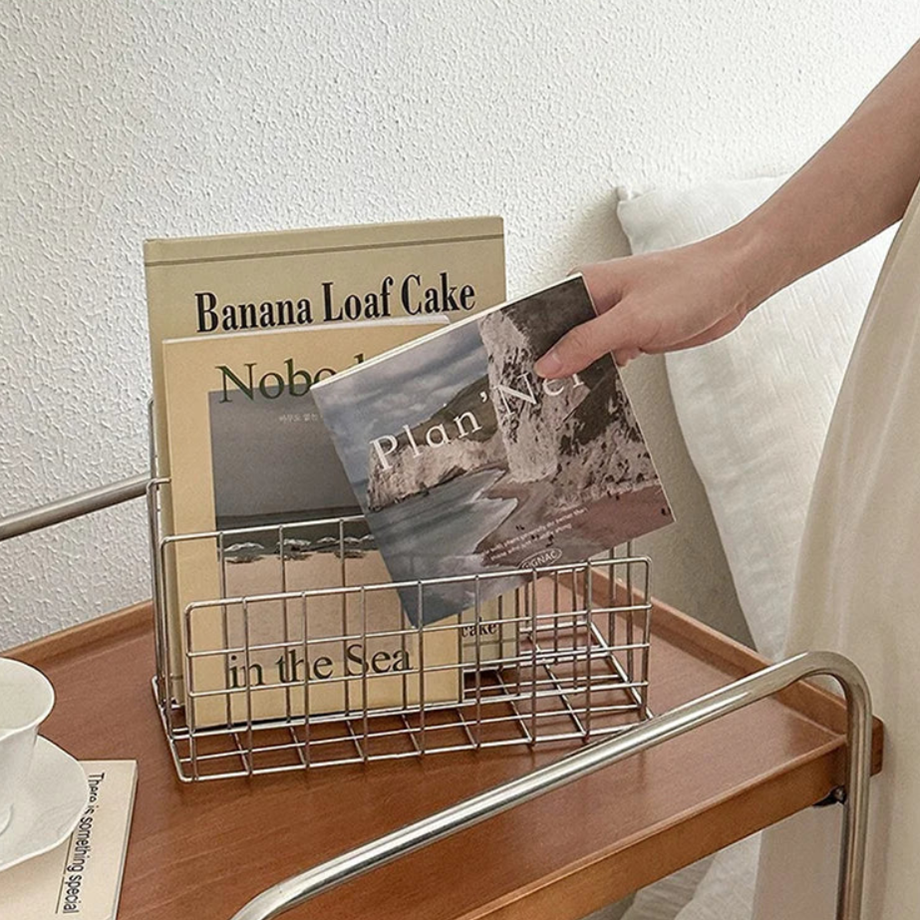 3-Tier Wire Mesh Magazine Rack