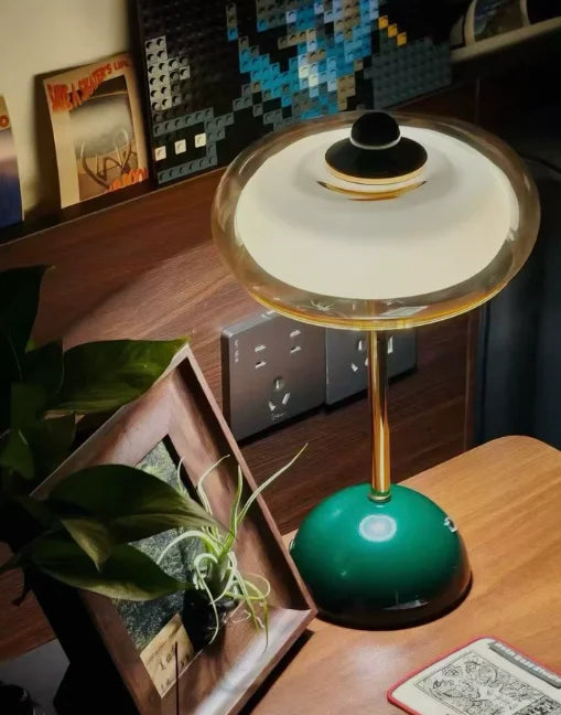 DoLife Store Retro Style Light Luxury High-end Glass Table Lamp 2026 New French Medieval Bedroom Bedside Lamp Charging Model